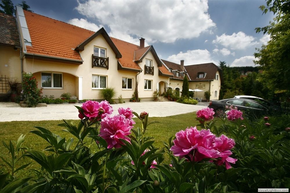 Hotel Keszi Panzió Budakeszi Exterior foto